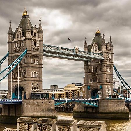 Victoria Style Flat Near Victoria Station Apartment ลอนดอน ภายนอก รูปภาพ