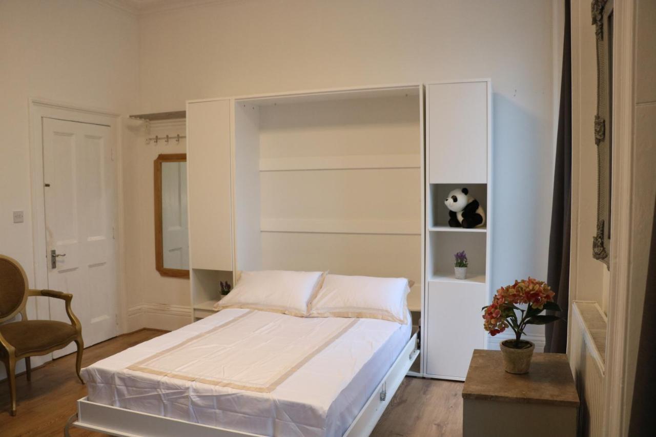 Victoria Style Flat Near Victoria Station Apartment ลอนดอน ภายนอก รูปภาพ